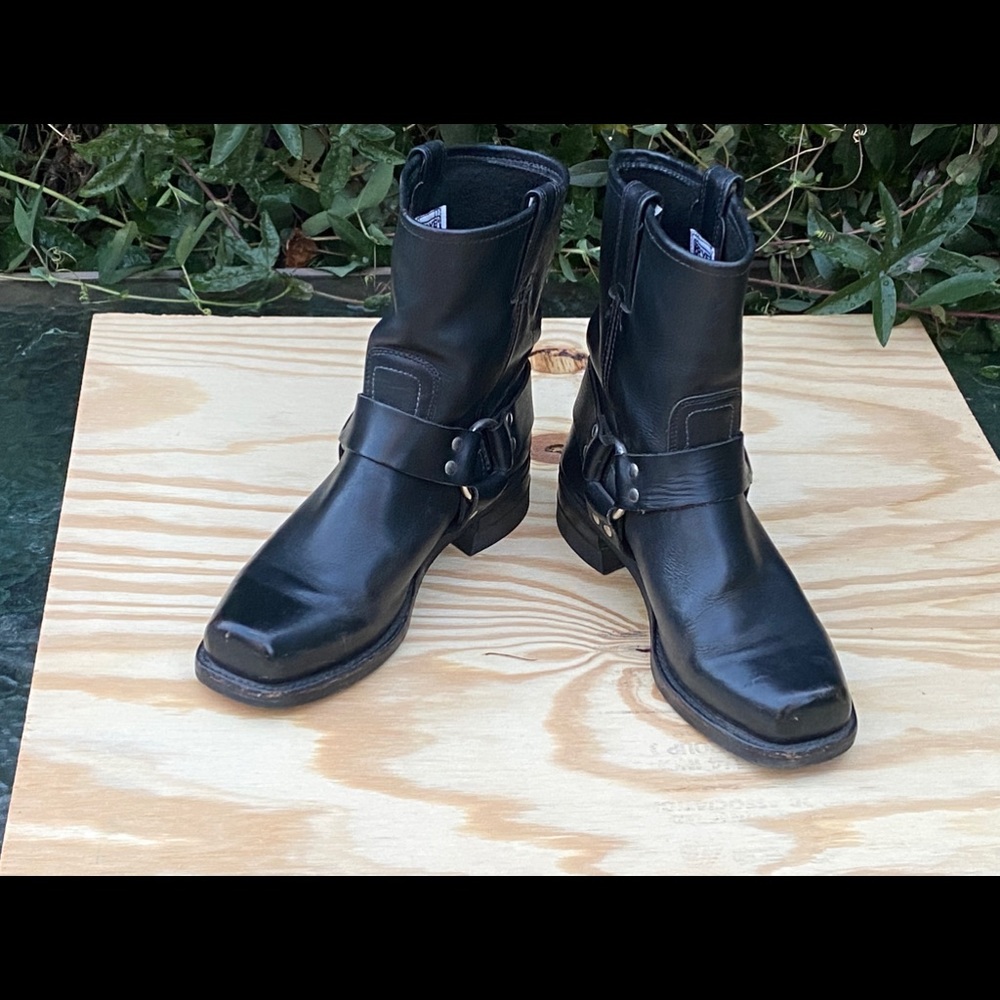 FRYE Harness Boots 8R